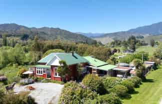 28 Grey Street, Murchison