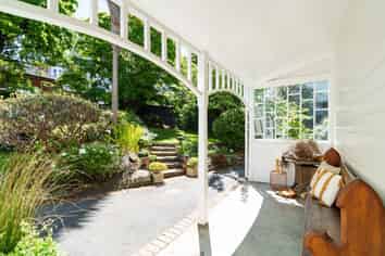 2 Fifield Street, Roslyn