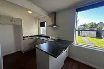 37 Douglas Street, Saint Kilda