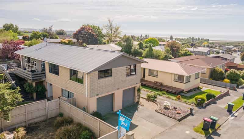 11 Burnett Street, Oceanview