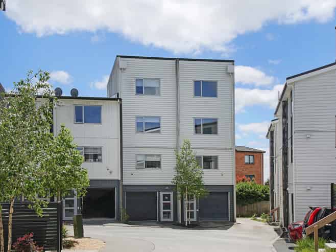 60 Niu Lane, Te Atatu South