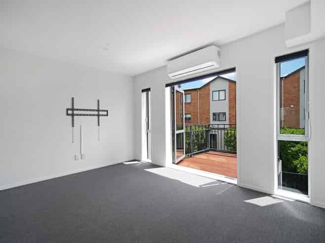 60 Niu Lane, Te Atatu South