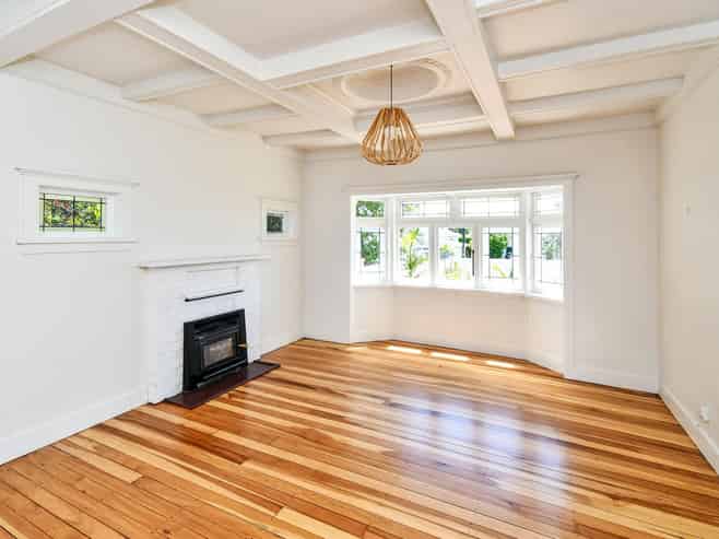 28 Haig Avenue, Three Kings