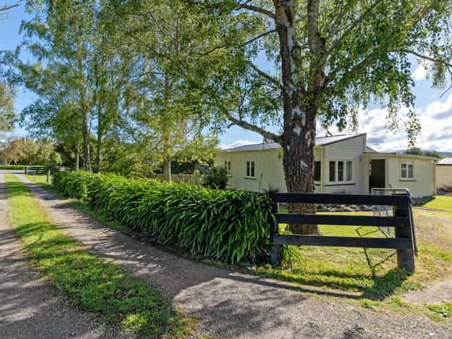 382 Dalefield Road, Carterton