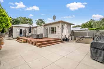 29 Massey Crescent, Saint Albans