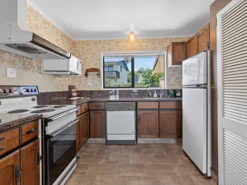 84 Town Point Road, Maketu