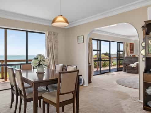 84 Town Point Road, Maketu