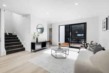 12B Rewi Street, Torbay