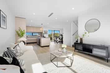 12B Rewi Street, Torbay