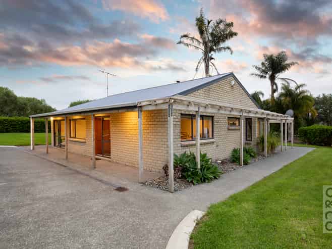 832 Old North Road, WAIMAUKU