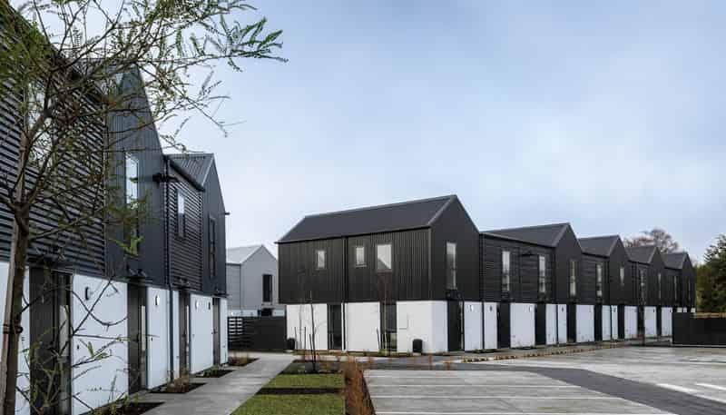 2/45 Dickens Street, Addington