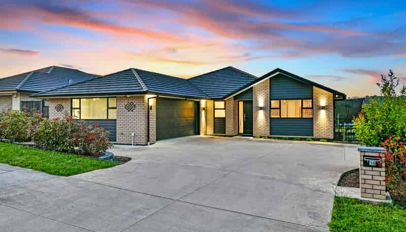 16 James Elliot Way, Pokeno