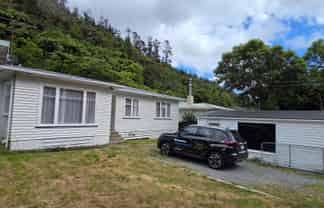 52 Sunny Grove, Wainuiomata