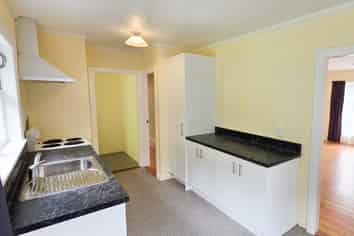 52 Sunny Grove, Wainuiomata