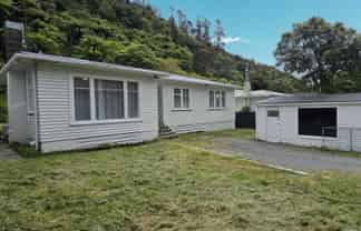 52 Sunny Grove, Wainuiomata