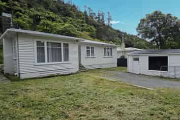 52 Sunny Grove, Wainuiomata