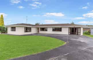 591 Great South Road, Rosehill