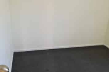 Auckland - Address withheld