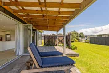 42 Longreach Drive, Cooks Beach