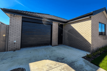 28 Waruhia Crescent, Hamilton Central