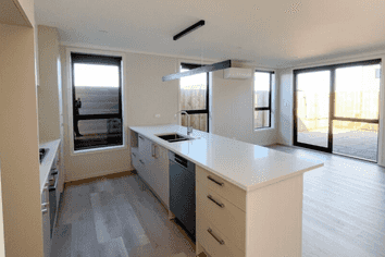 18 Waruhia Crescent, Hamilton Central