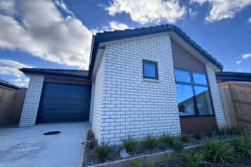 23 Scenic Rise, Rototuna North