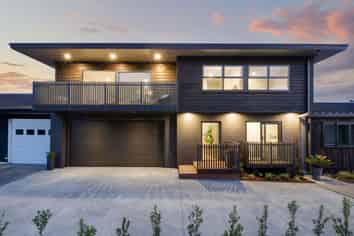 2/1 Omana Road, Milford