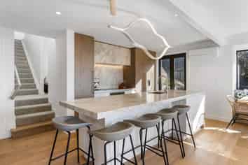 12 Victoria Road, Onetangi