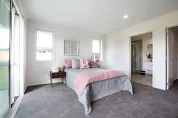 211 Adler Drive, Ohauiti