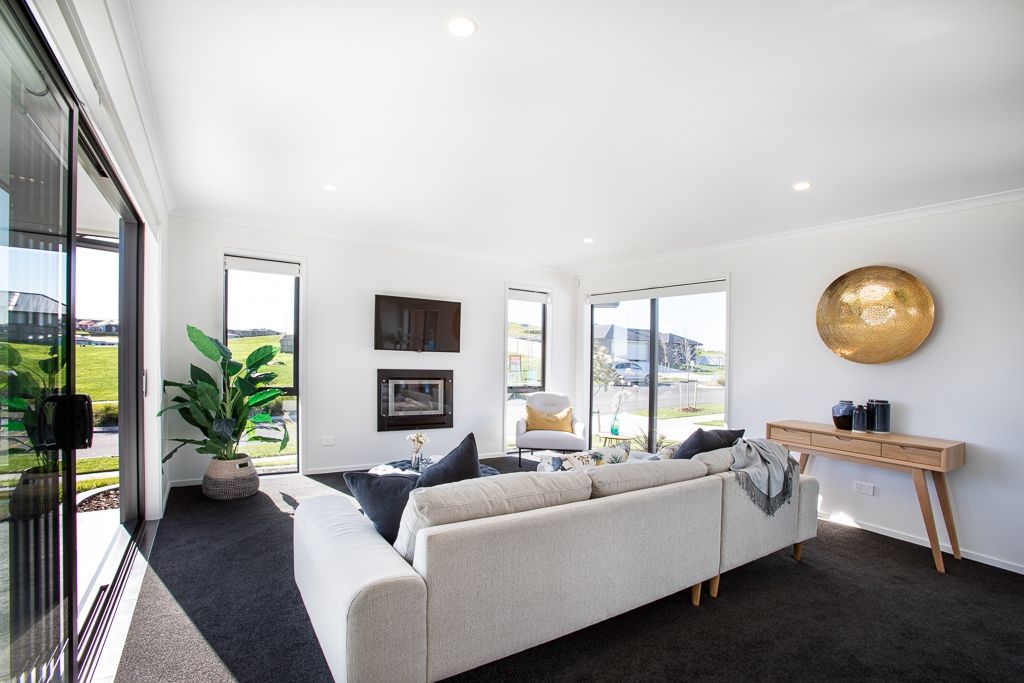 Relaxed, Low‑Maintenance Coastal Living - Vista 5
