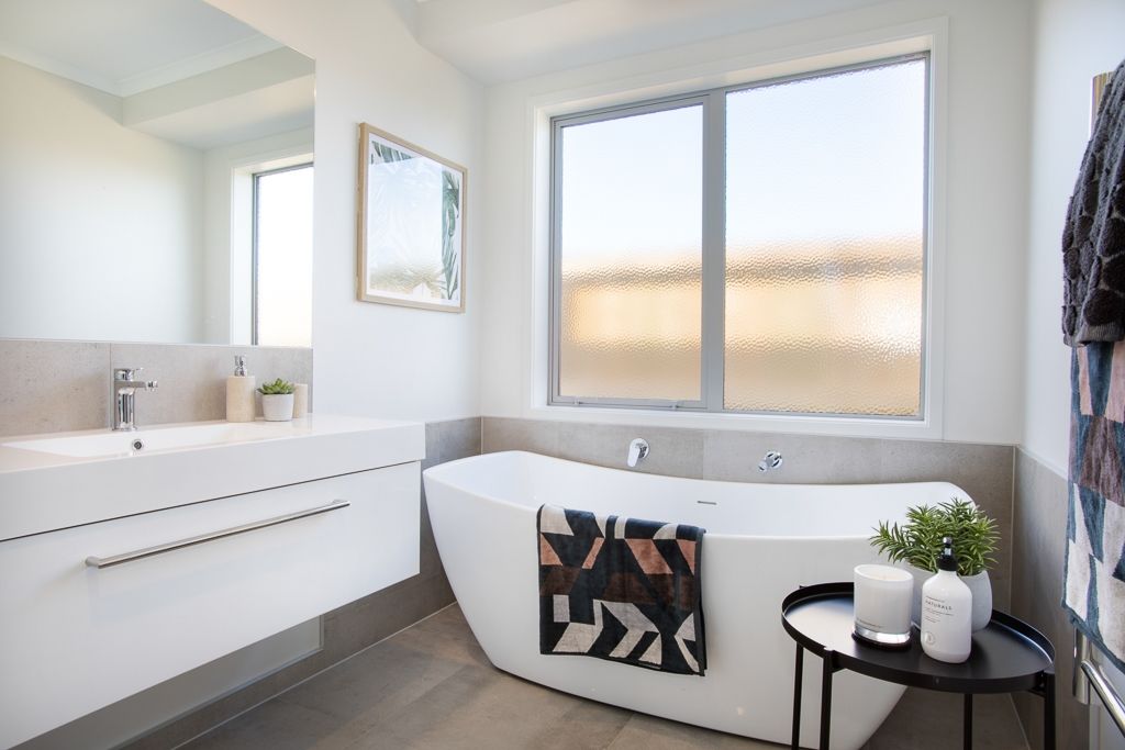Relaxed, Low‑Maintenance Coastal Living - Vista 6