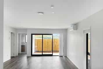 4 Nicola Place , Mangere