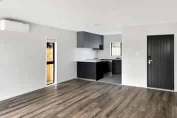 4 Nicola Place , Mangere