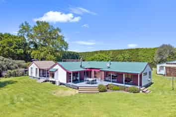 471 Western Drain Road, Edgecumbe