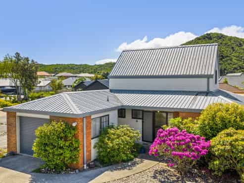 217A Waikawa Road, Waikawa