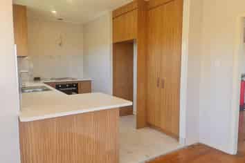 17 Olsen Avenue, Hillsborough