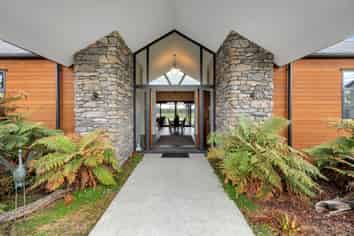 447 Oxford Road, Fernside