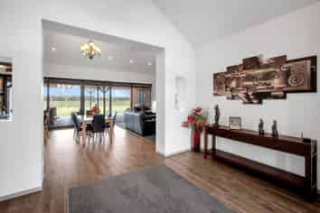 447 Oxford Road, Fernside