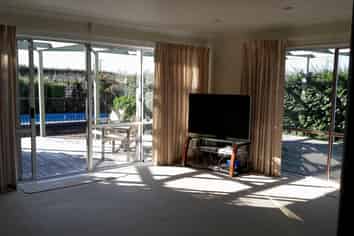 Hawkes Bay - Address withheld