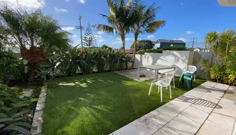 B/2 Beatrice Avenue (flat), Hillcrest