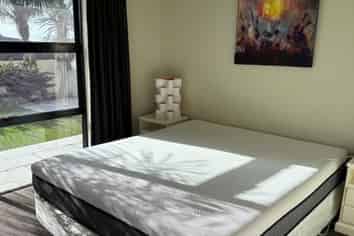 B/2 Beatrice Avenue (flat), Hillcrest