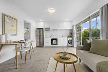 8/380 Ellerslie-Panmure Highway, Mount Wellington