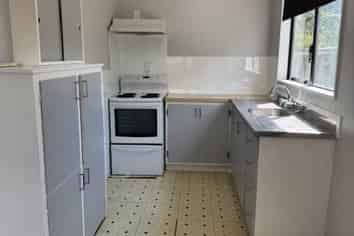 81D Kawaha Point Road, Kawaha Point