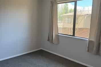 81D Kawaha Point Road, Kawaha Point