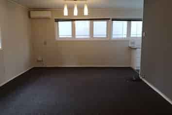 1B Macaulay Street, Johnsonville