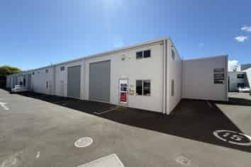 Modern East Tamaki Warehouse | 96m2