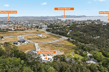 38 Awanui Road, Red Beach