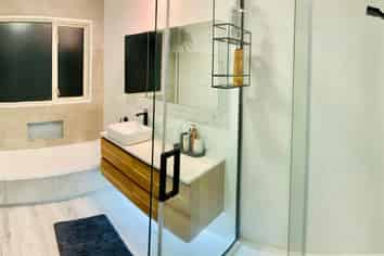 2 Lexington Place, Shirley