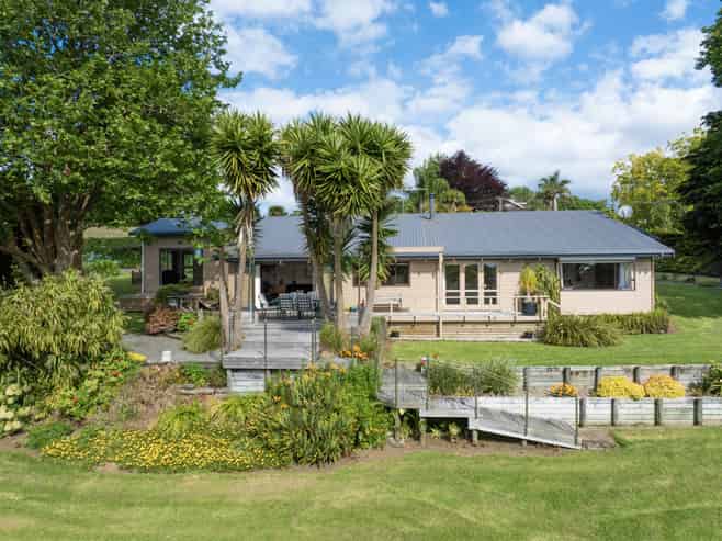 765 Runciman Road, Ramarama