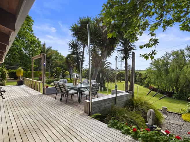 765 Runciman Road, Ramarama